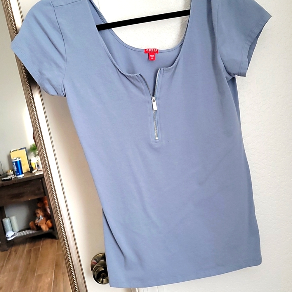 Guess Top
